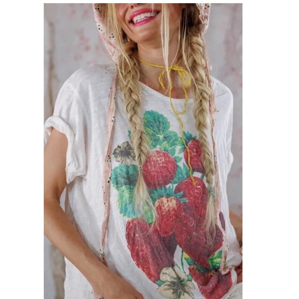 Magnolia Pearl Strawberry Short Sleeve Tee Shirt Distressed Sold Out OS NWT